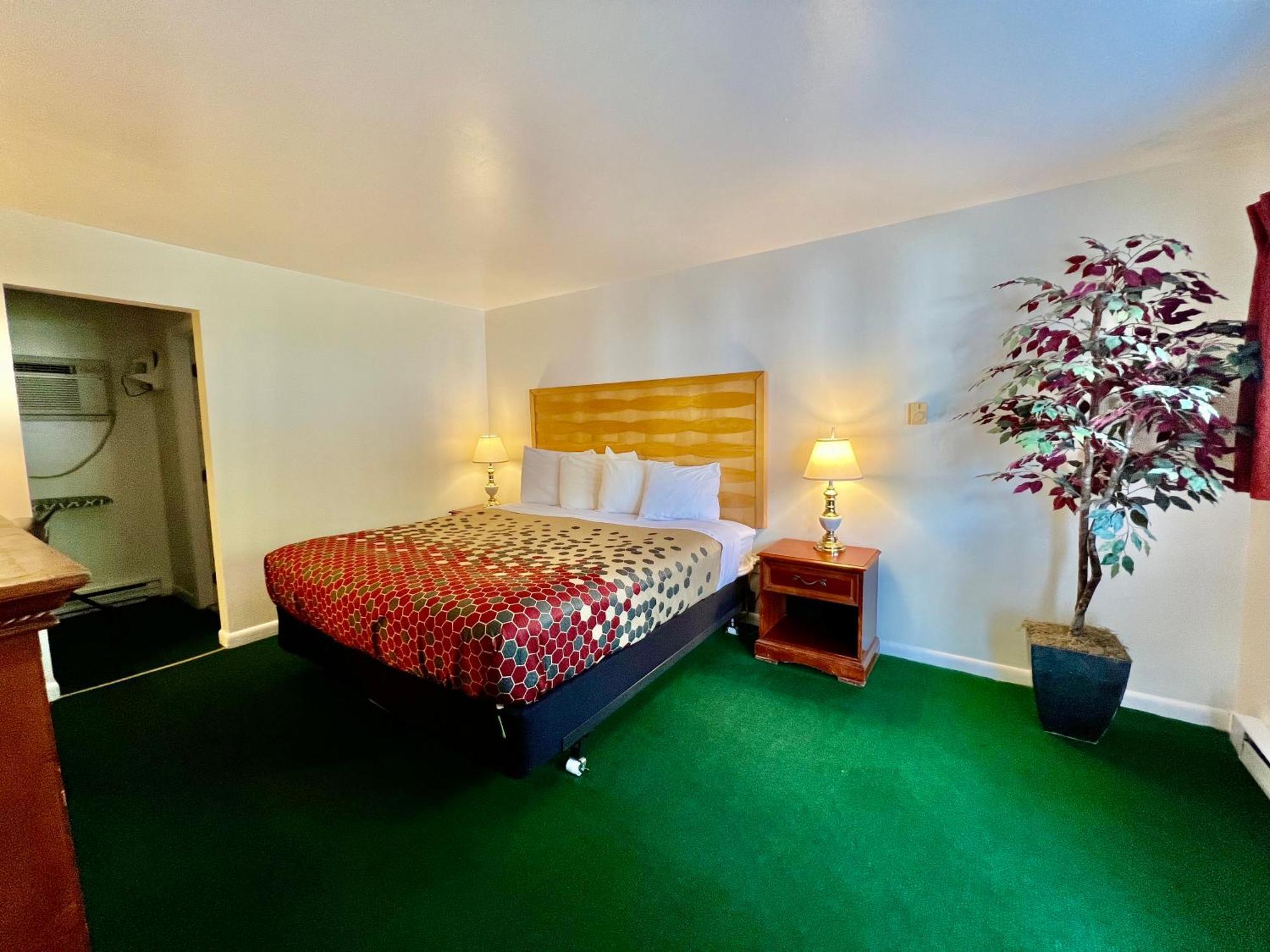 Rodeway Inn & Suites Brunswick Near Hwy 1 Ngoại thất bức ảnh