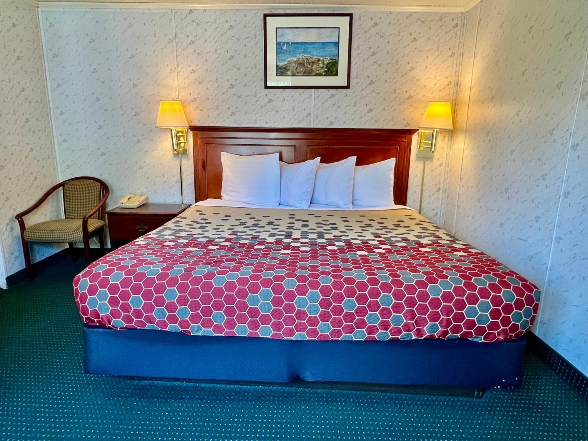 Rodeway Inn & Suites Brunswick Near Hwy 1 Ngoại thất bức ảnh
